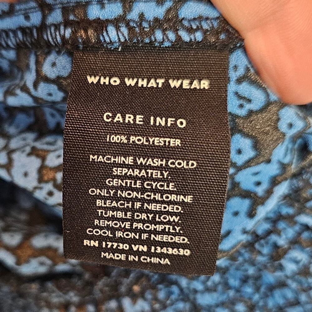 Who What Wear Blue Black Flower Ditsy Long Sleeve Blouse Collared Size Large - Picture 10 of 10